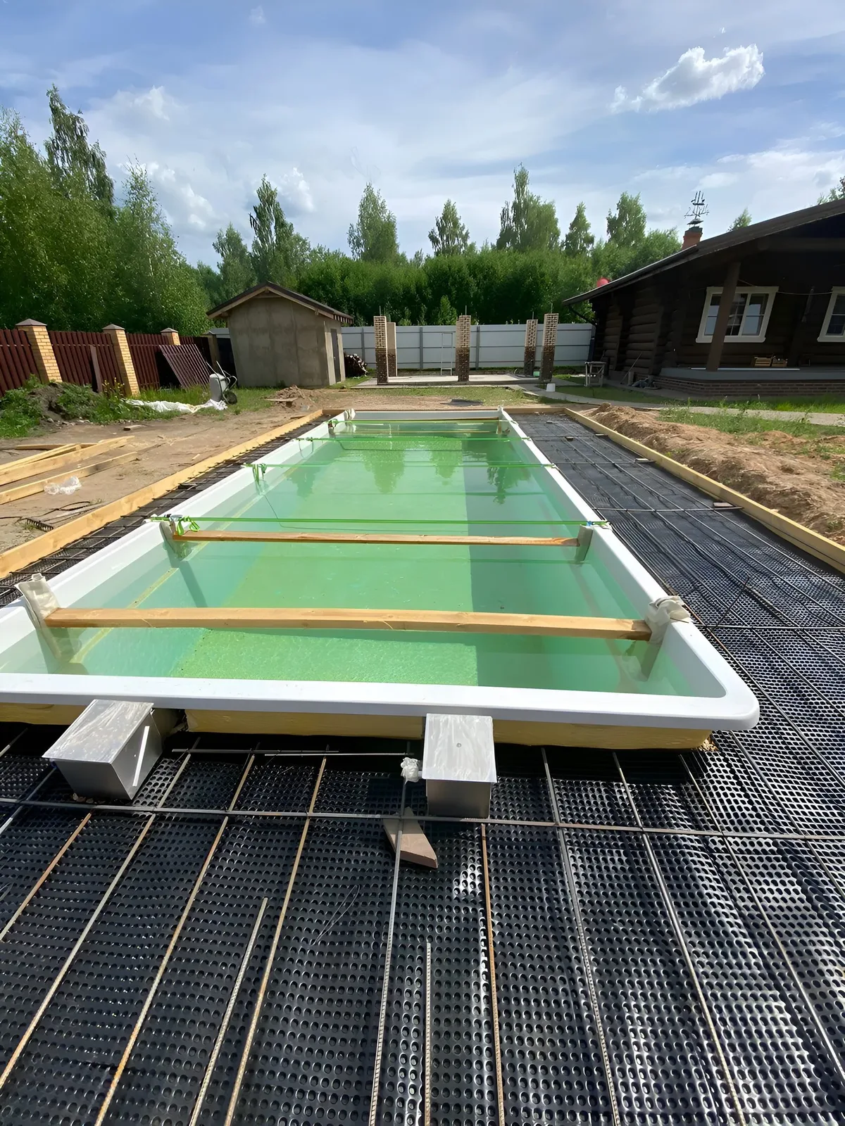 Laguna 9 — вечернее освещение в Ноябрьске