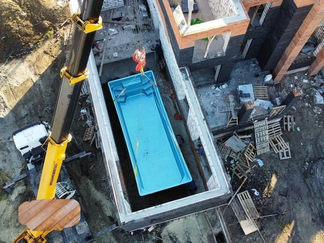 Laguna 9 — зона отдыха у бассейна в Ноябрьске